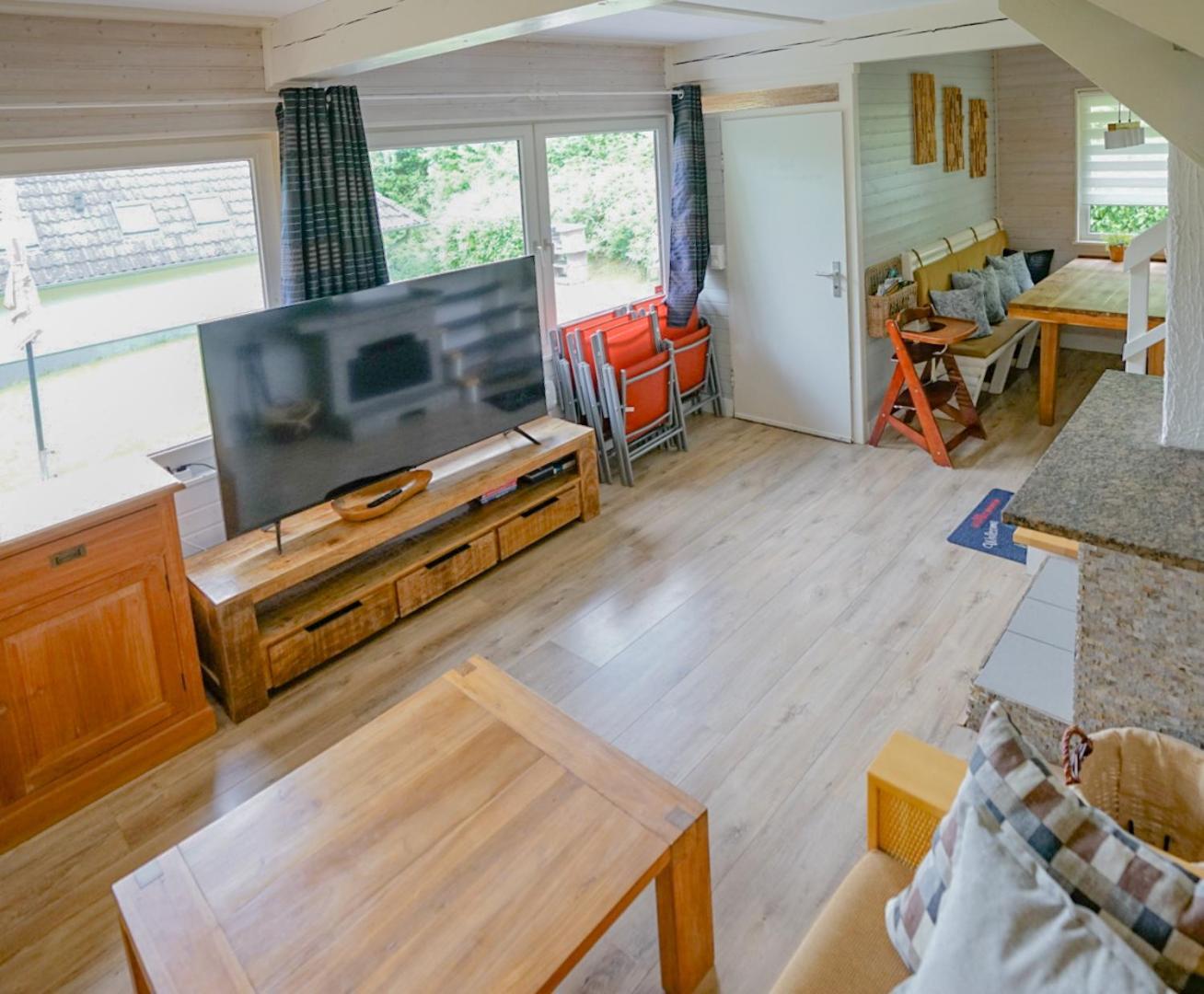 Ferienhaus "Gestiefelter Kater" Am See Im Bergland Kirchheim  Buitenkant foto