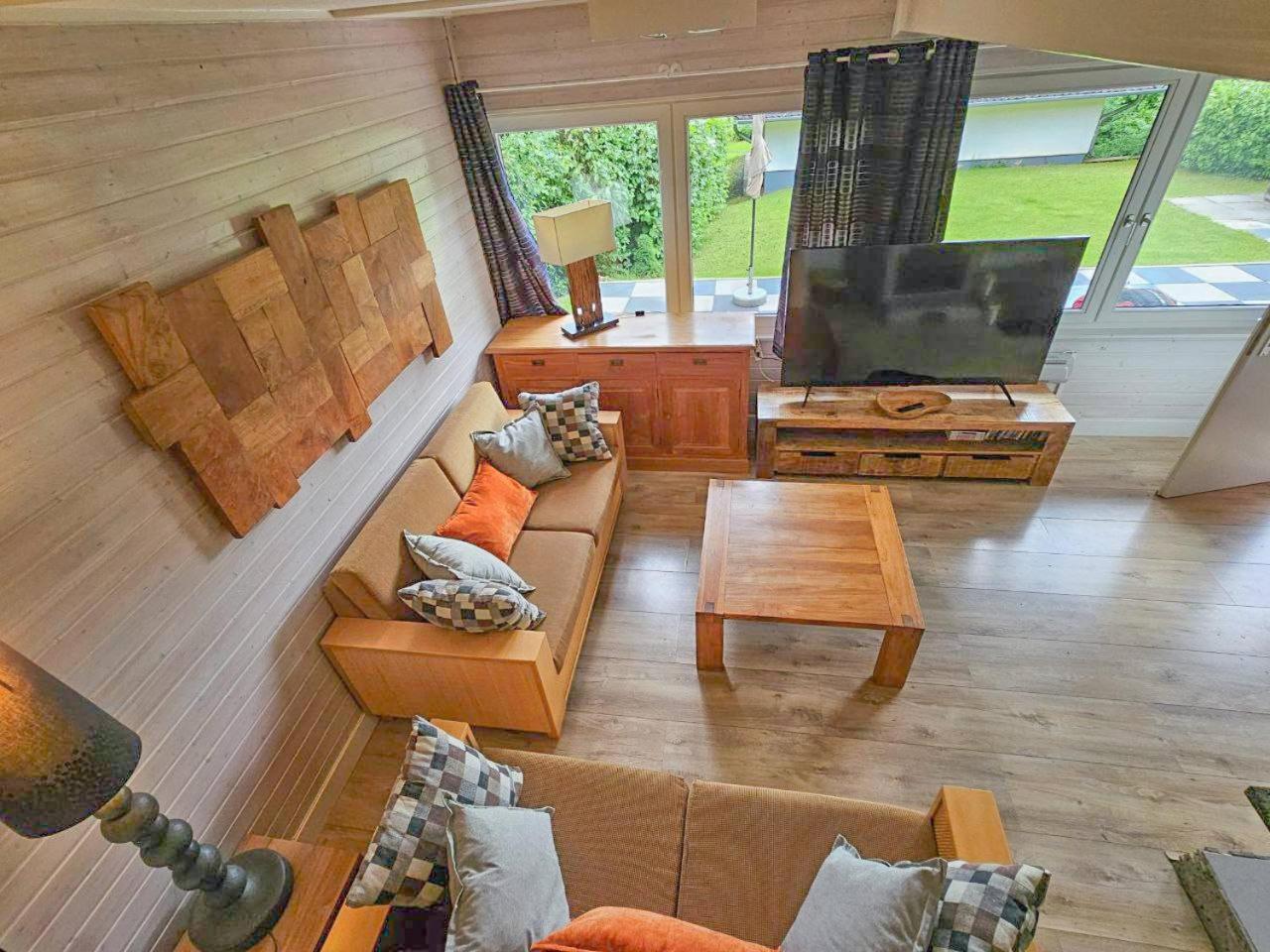 Ferienhaus "Gestiefelter Kater" Am See Im Bergland Kirchheim  Buitenkant foto