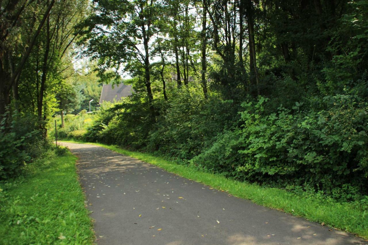Ferienhaus "Gestiefelter Kater" Am See Im Bergland Kirchheim  Buitenkant foto